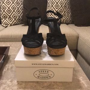 Steve Madden Black Wedge size 10
